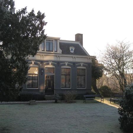 Villa Curtevenne-annex, monument grenst aan natuurmonument Kortenhoef Exterior foto