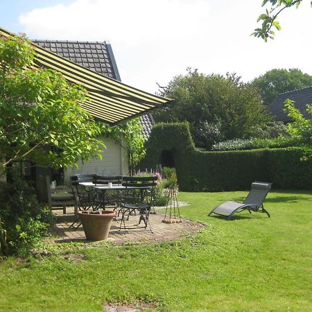 Villa Curtevenne-annex, monument grenst aan natuurmonument Kortenhoef Exterior foto
